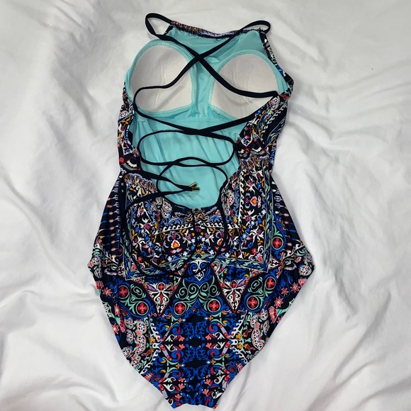 Laundry by Shelli Segal Kaleidoscope One-Piece - Picture 2 of 4